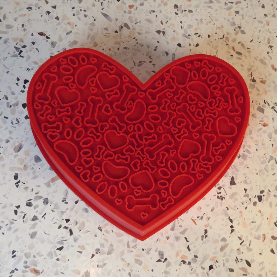Heart Slow Feeder & Lick Mat-Scarlet