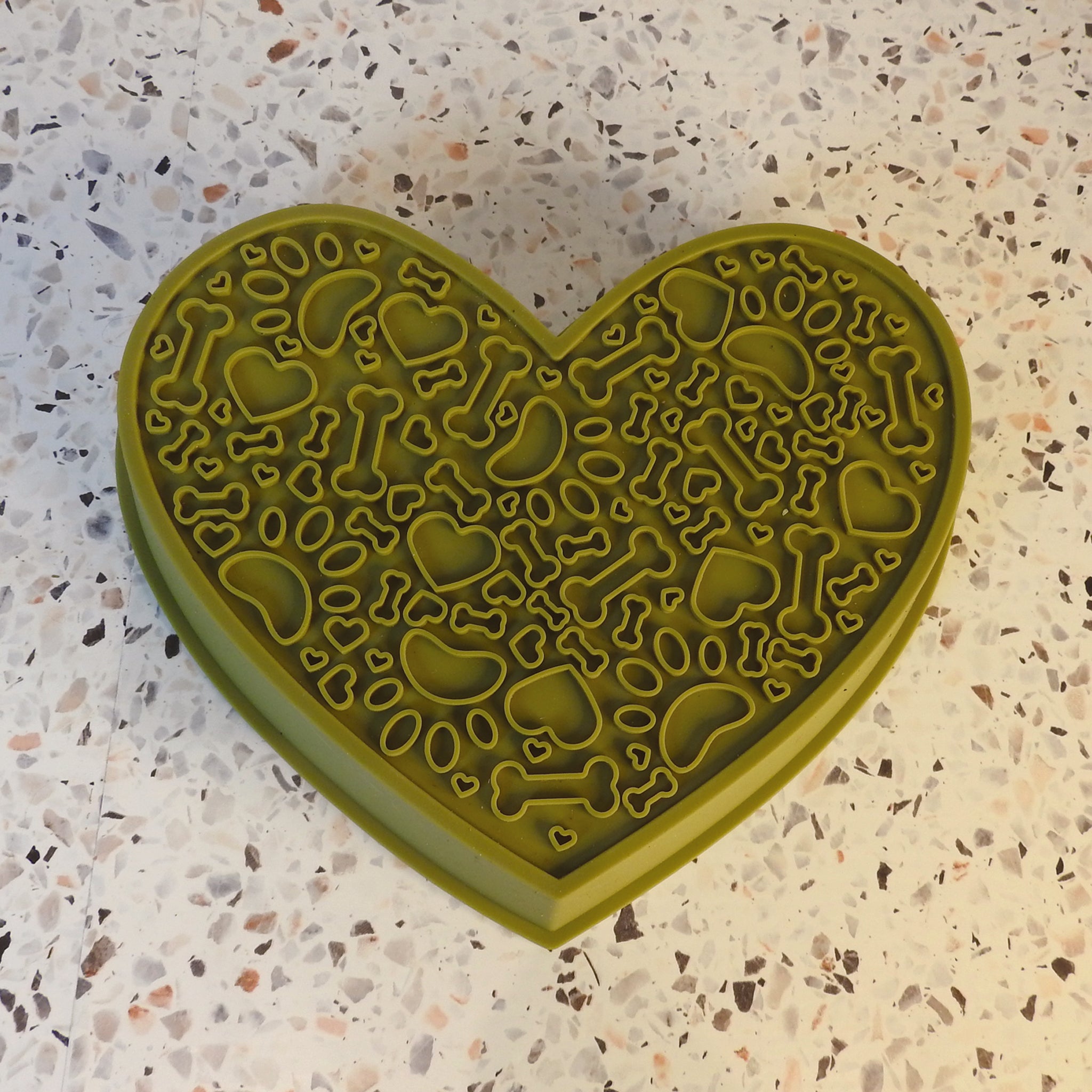 Heart Slow Feeder & LIck Mat - Olive